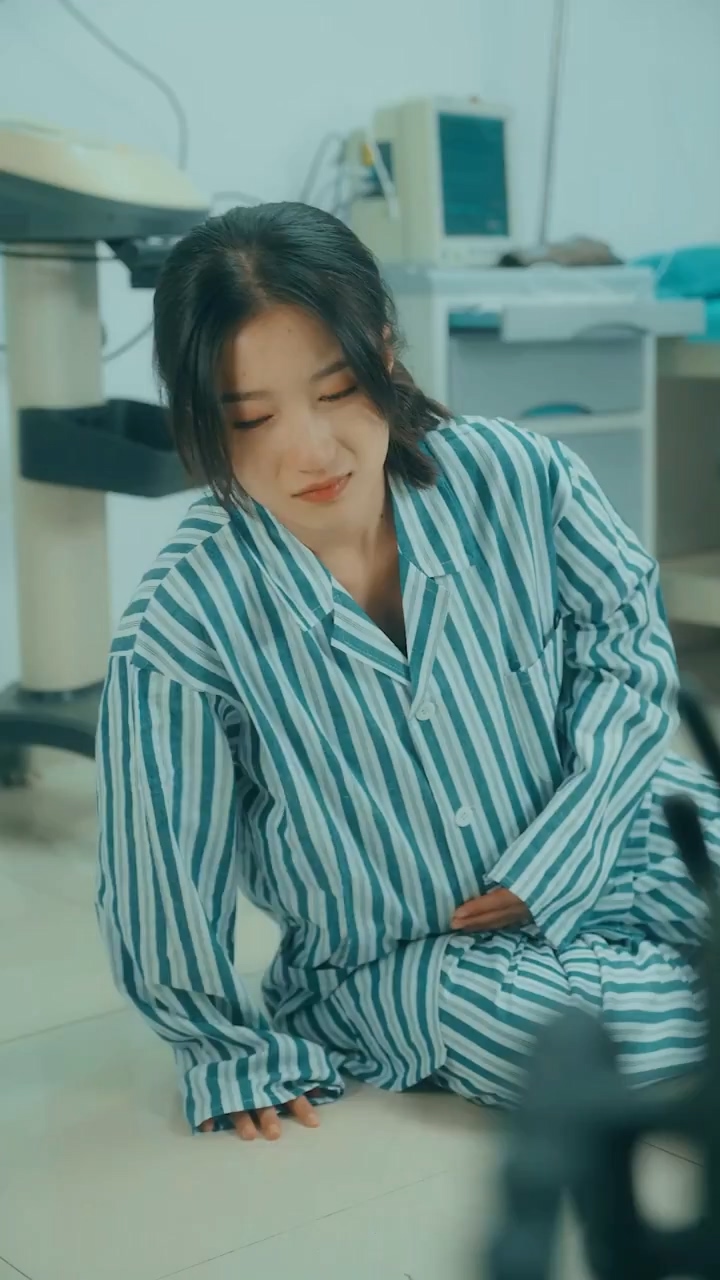 萌宝神助攻：妈咪她又美又飒 第01集