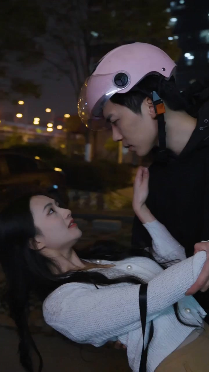 都市无敌特种兵 第01集